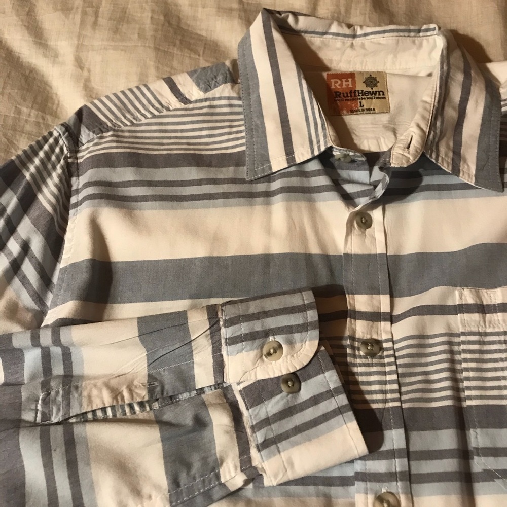 Men’s Striped Button-down Shirt